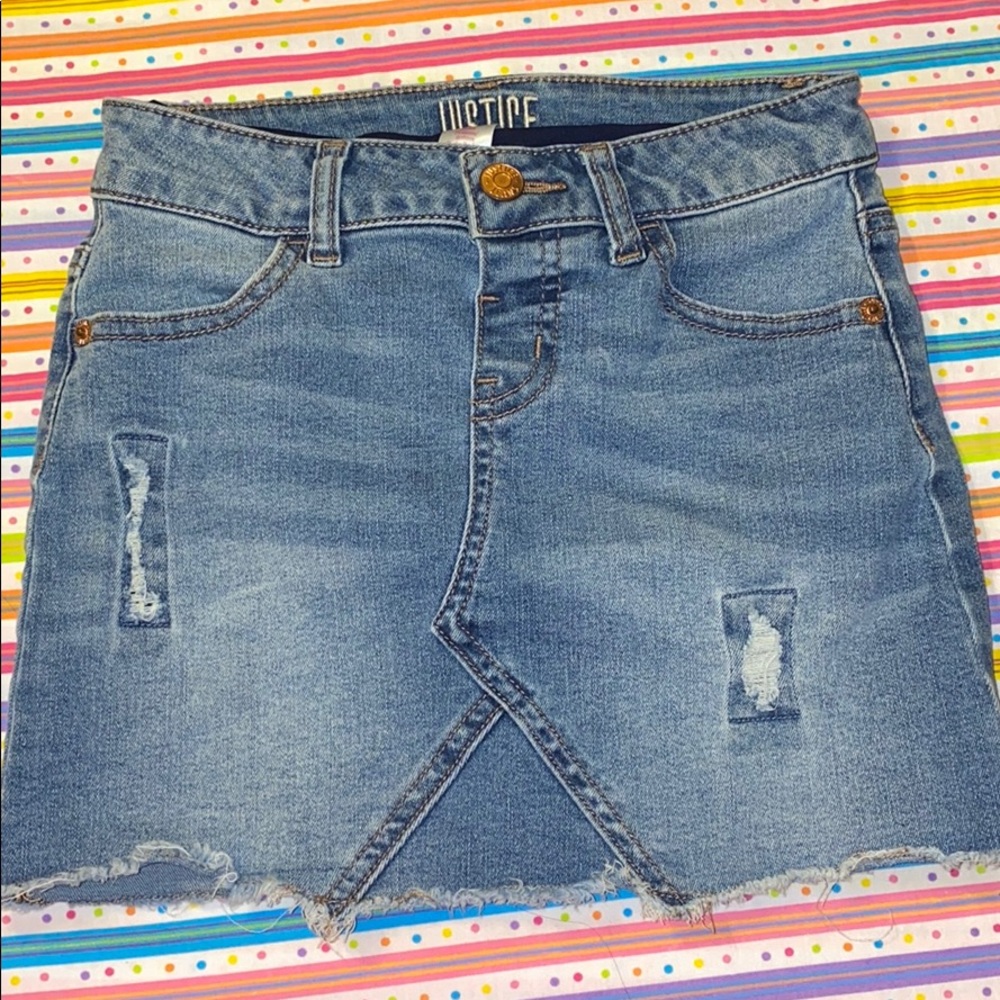 Girls size 8 skirt justice
